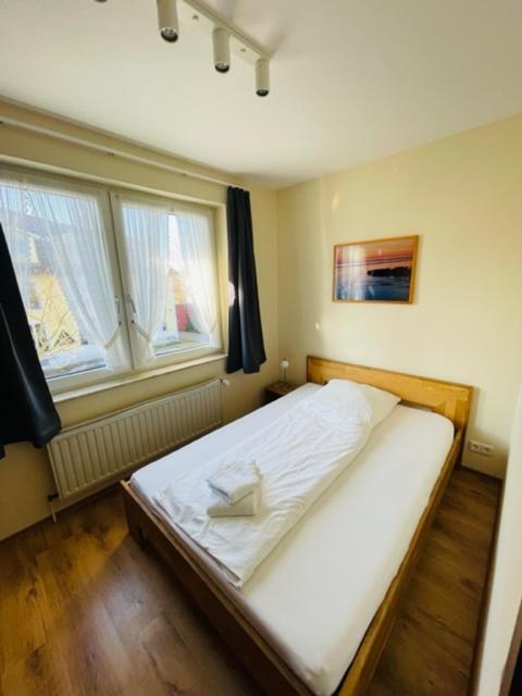 Pension Appartementhaus Hus Moehlenbarg Куксгафен Екстер'єр фото
